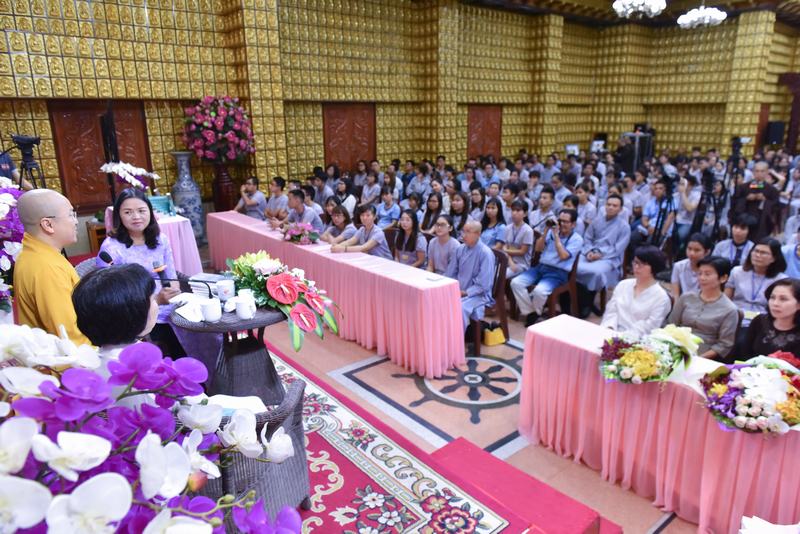 Buổi tọa đàm “Sống như nhân duyên” ra mắt sách của TT. Thích Nhật Từ