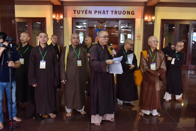 Đại Giới đàn Trí Tịnh: Gần 900 giới tử nhập giới trường