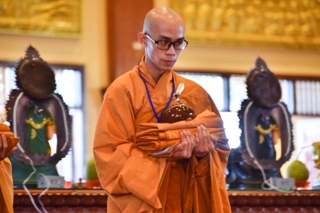 Đại giới đàn Trí Tịnh: Lễ truyền giới Tỳ-kheo tại giới trường Việt Nam Quốc Tự