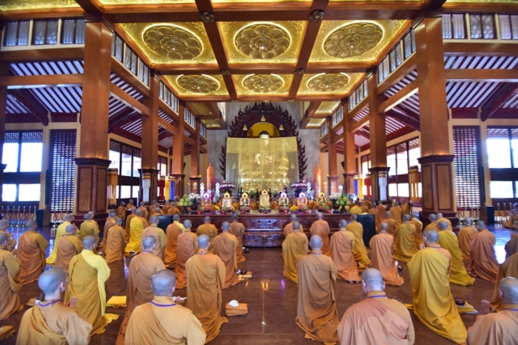 Đại giới đàn Trí Tịnh: Lễ truyền giới Tỳ-kheo tại giới trường Việt Nam Quốc Tự