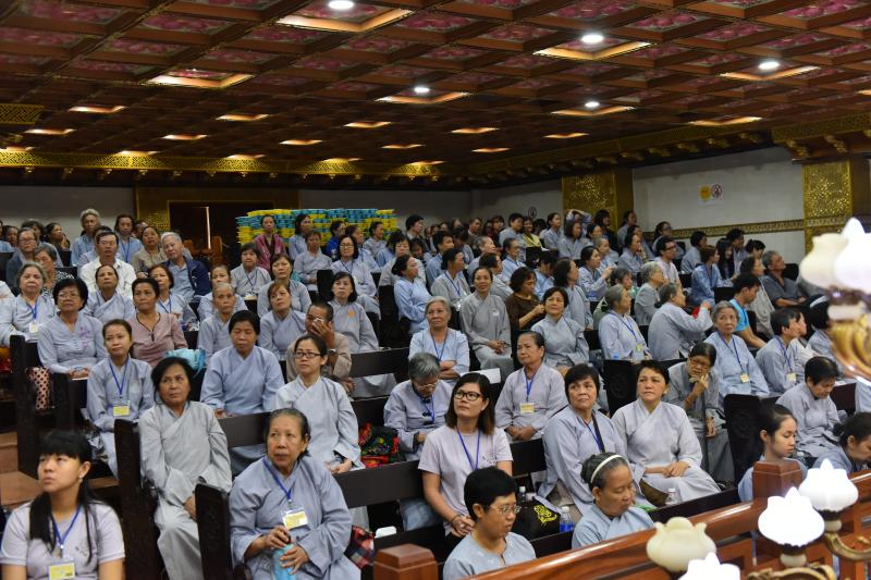 Chùa Giác Ngộ: Khóa tu Ngày An Lạc và Khóa tu Tuổi Trẻ Hướng Phật (10/06/2018)