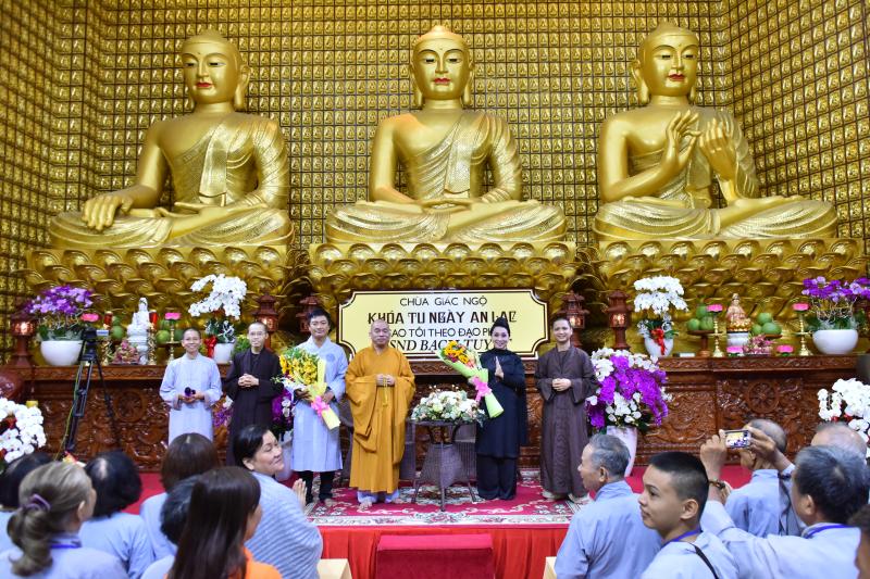 Chùa Giác Ngộ: Khóa tu Ngày An Lạc và Khóa tu Tuổi Trẻ Hướng Phật (10/06/2018)