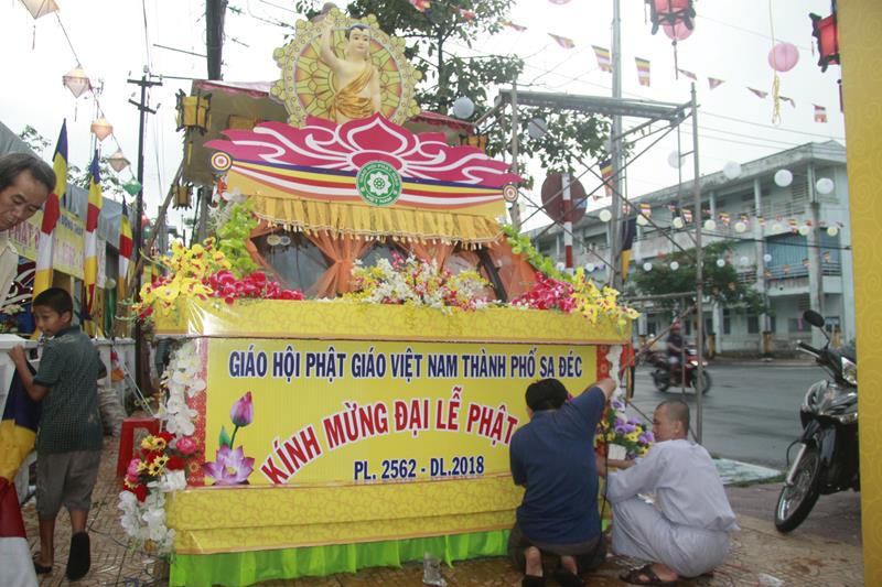 Đồng Tháp: Công tác chuẩn bị Phật Đản tại TP. Sa Đéc