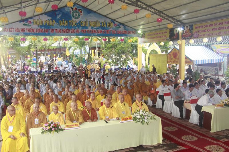 Đồng Tháp: Trang nghiêm kính mừng Phật Đản PL. 2562
