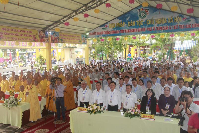 Đồng Tháp: Trang nghiêm kính mừng Phật Đản PL. 2562