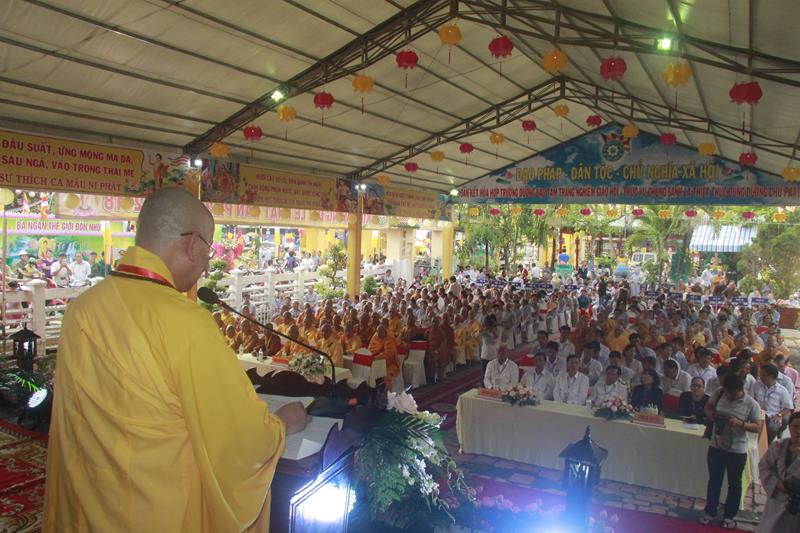 Đồng Tháp: Trang nghiêm kính mừng Phật Đản PL. 2562