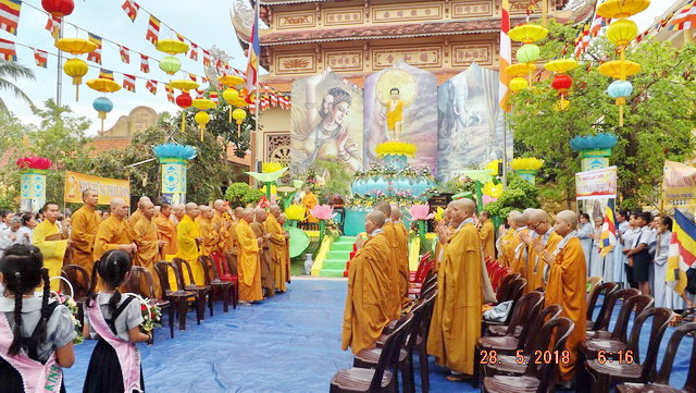 Phật giáo thị xã Ninh Hòa tổ chức Đại lễ Phật đản