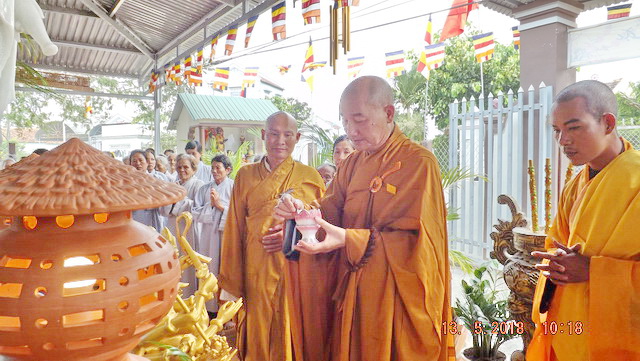 Chùa Minh Đức an vị tôn tượng Bồ-tát Quán Thế Âm