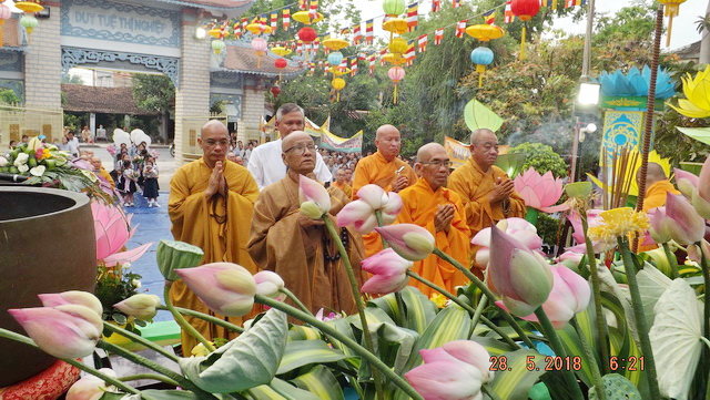 Phật giáo thị xã Ninh Hòa tổ chức Đại lễ Phật đản