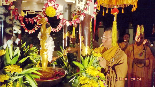 Trang nghiêm lễ Tắm Phật tại Tổ đình Sắc tứ Thiên Bửu và chùa Phước Lễ