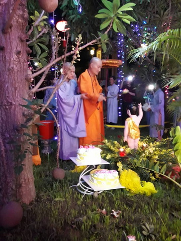 Trang nghiêm lễ Tắm Phật tại Tổ đình Sắc tứ Thiên Bửu và chùa Phước Lễ