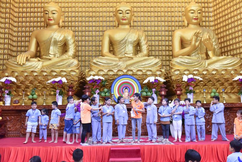 Khóa tu ‘’Búp sen từ bi’’ lần thứ 12 Chùa Giác Ngộ, ngày 14-4-2018