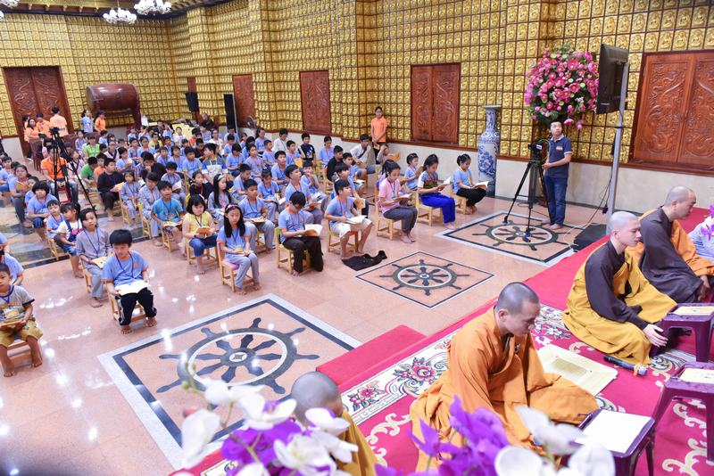 Khóa tu ‘’Búp sen từ bi’’ lần thứ 12 Chùa Giác Ngộ, ngày 14-4-2018