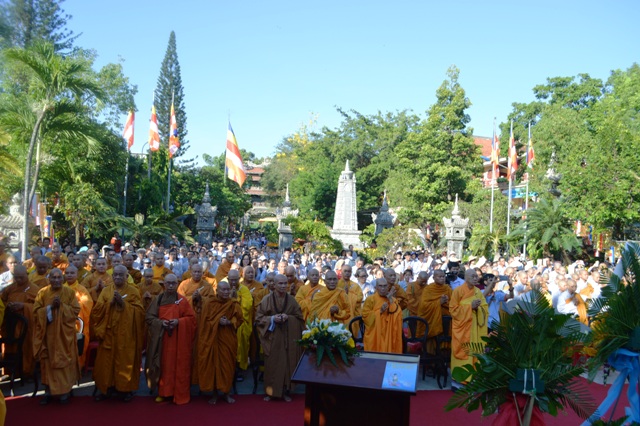 Khánh Hòa: Trang nghiêm cử  hành Đại lễ Phật Đản PL.2562
