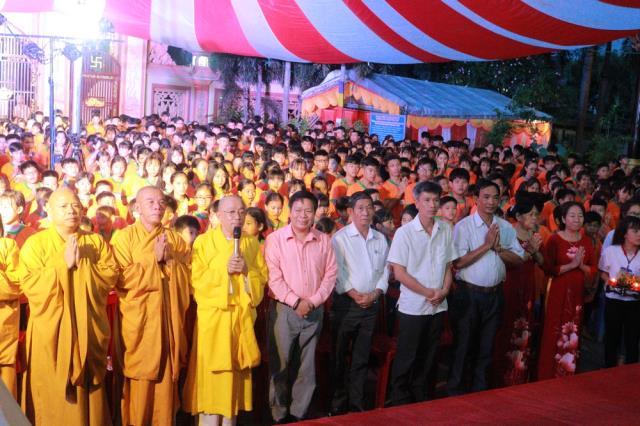 Hân hoan ngày tu học đầu tiên - Khóa tu mùa hè lần VIII tại chùa Huệ Minh