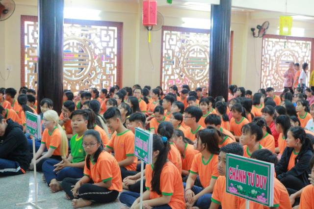Hân hoan ngày tu học đầu tiên - Khóa tu mùa hè lần VIII tại chùa Huệ Minh
