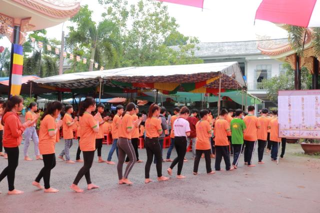 Hân hoan ngày tu học đầu tiên - Khóa tu mùa hè lần VIII tại chùa Huệ Minh