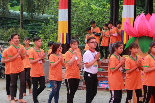 Hân hoan ngày tu học đầu tiên - Khóa tu mùa hè lần VIII tại chùa Huệ Minh