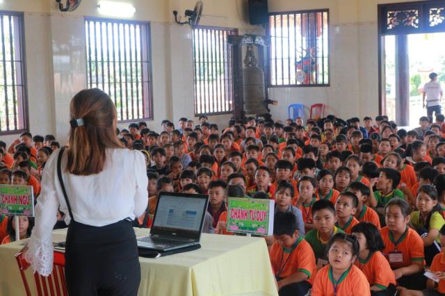 Hỷ lạc với ngày tu thứ hai - Khóa tu mùa hè chùa Huệ Minh