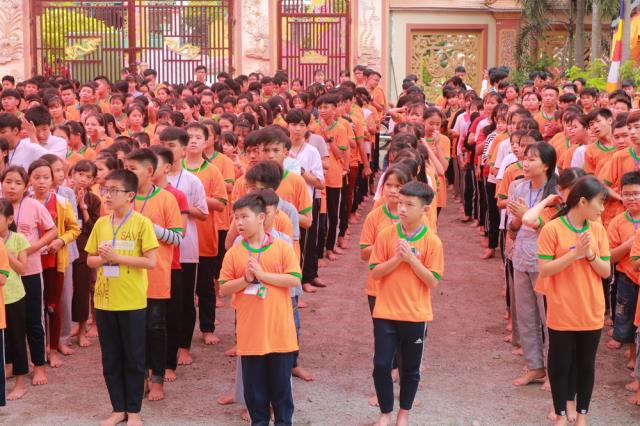 Hỷ lạc với ngày tu thứ hai - Khóa tu mùa hè chùa Huệ Minh