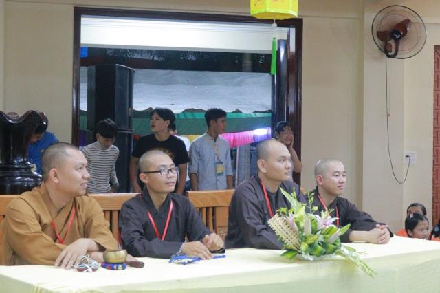 Hỷ lạc với ngày tu thứ hai - Khóa tu mùa hè chùa Huệ Minh