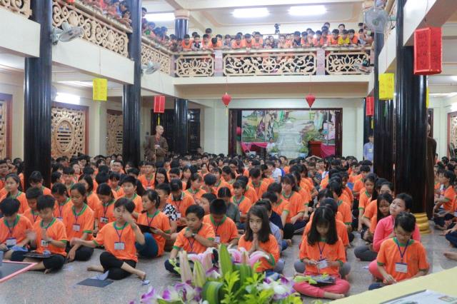 Hỷ lạc với ngày tu thứ hai - Khóa tu mùa hè chùa Huệ Minh