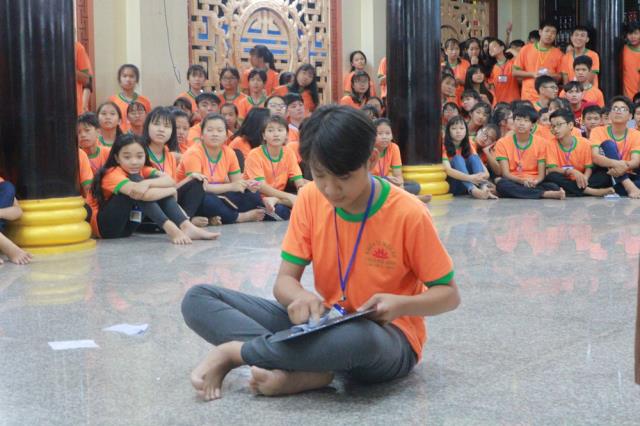 Hỷ lạc với ngày tu thứ hai - Khóa tu mùa hè chùa Huệ Minh