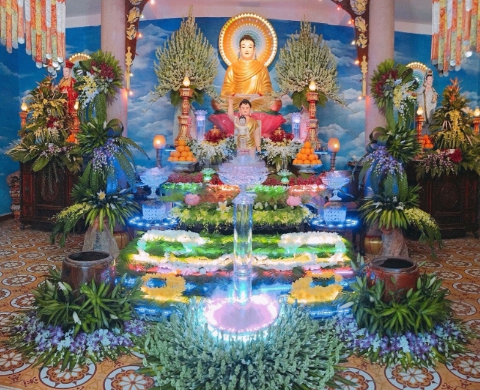 Hội Cắm Hoa Dâng Phật tổng kết cuộc thi cắm hoa mừng Phật đản PL. 2562 - DL. 2018