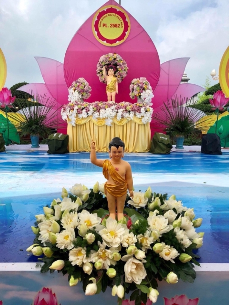 Hội Cắm Hoa Dâng Phật tổng kết cuộc thi cắm hoa mừng Phật đản PL. 2562 - DL. 2018
