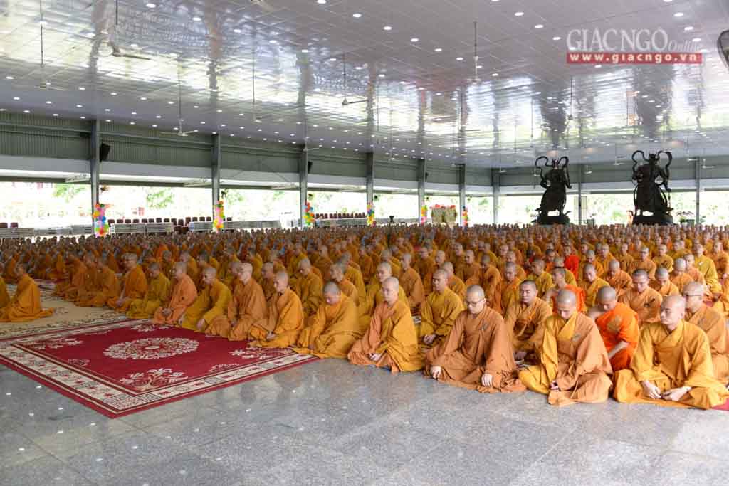 TP. HCM: Lễ mãn hạ tại cơ sở 2 Học viện Phật giáo VN