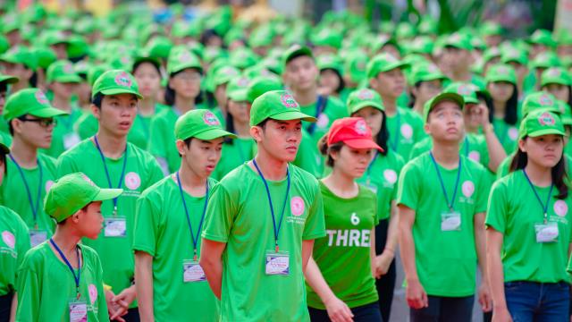 Thiêng liêng lời kinh cầu tại Hội Trại Tuổi Trẻ &amp; Phật Giáo