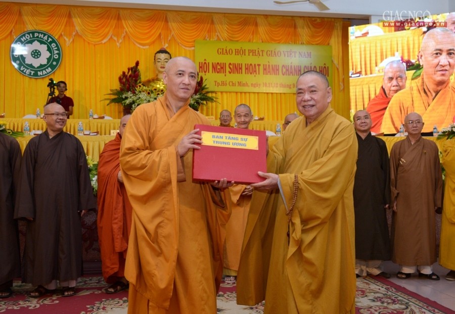 Bế mạc, trao chứng nhận khóa sinh hoạt hành chánh Giáo hội 2018