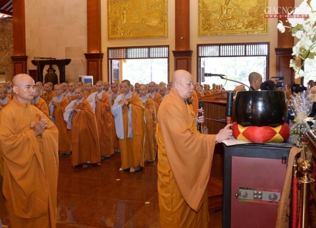 Trang nghiêm tưởng niệm Đại lão HT. Thích Thiện Hào tại Việt Nam Quốc Tự
