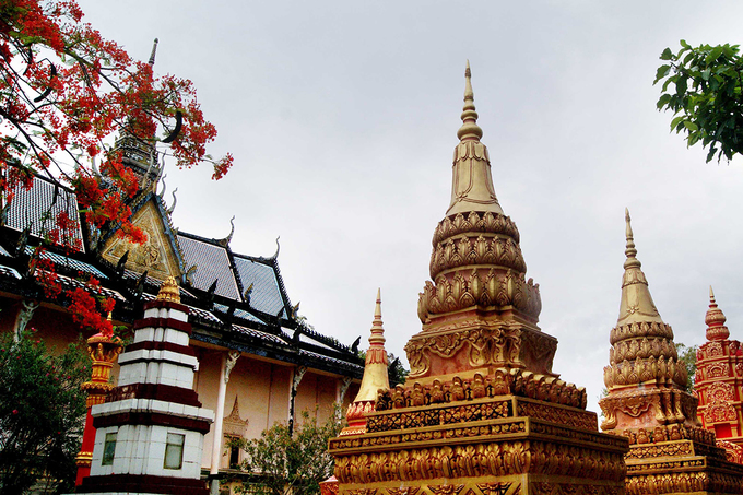 Ngôi chùa có kiến trúc Angkor ở Bạc Liêu