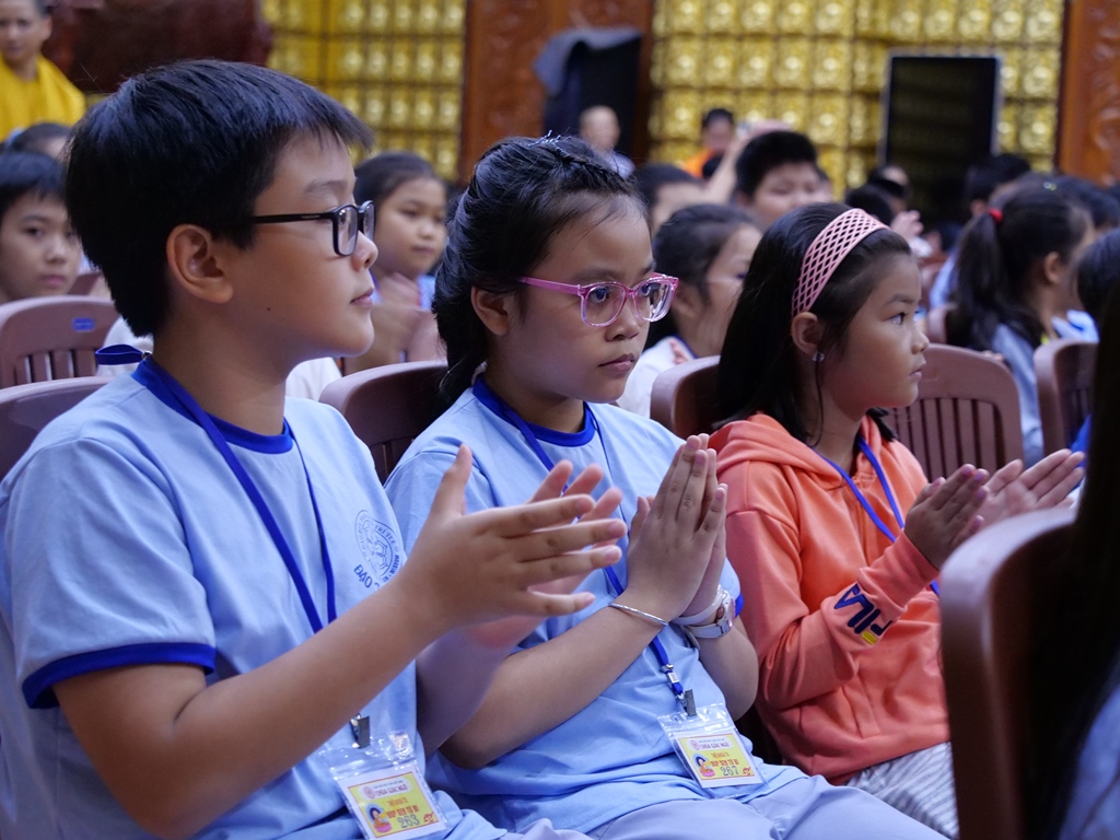 Chùa Giác Ngộ: Khoá tu “Búp Sen Từ Bi” - lần thứ 17 (23/06/2018)
