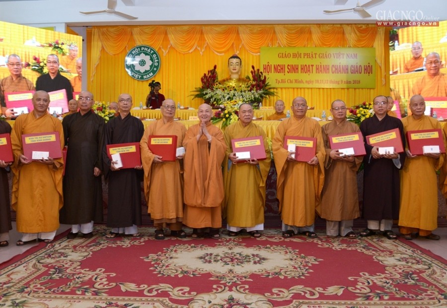 Bế mạc, trao chứng nhận khóa sinh hoạt hành chánh Giáo hội 2018