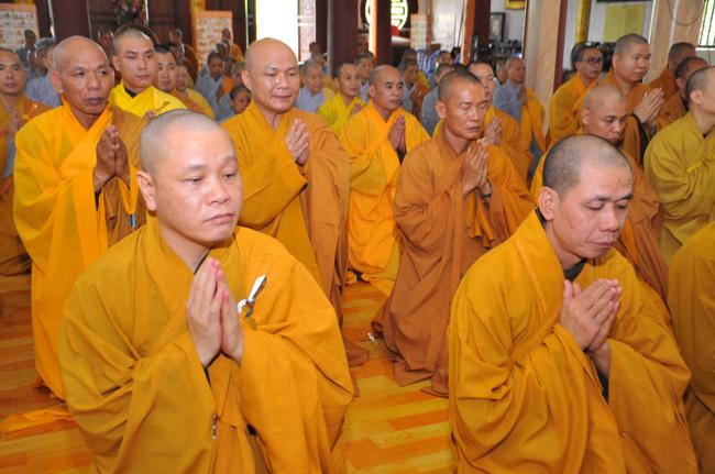 Hà Nội: Đại diện các hành giả an cư của 18 hạ trường tạ pháp Đức Pháp Chủ