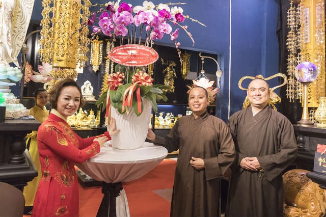 TP. HCM: Khai trương Siêu thị pháp khí Phật giáo Isala