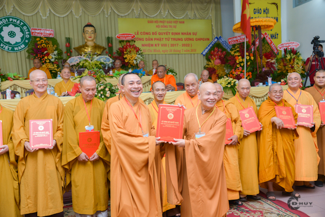 Ban hướng dẫn Phật tử T.Ư ra mắt nhân sự NK 8 (2017 – 2022)