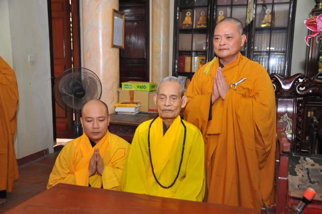 Hà Nội: Đại diện các hành giả an cư của 18 hạ trường tạ pháp Đức Pháp Chủ