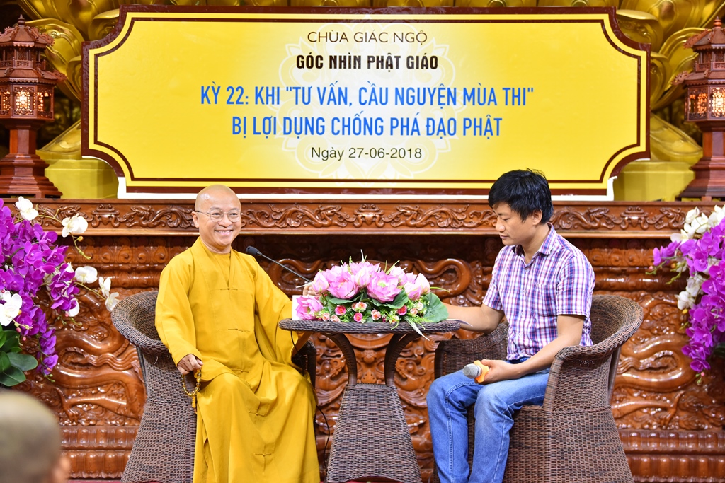 CHÙA GIÁC NGỘ: Lễ Sám hối &amp; Thuyết giảng TT.Thích Nhật Từ (27/06/2018) Talkshow: Góc Nhìn Phật Giáo - kỳ 22  KHI “TƯ VẤN, CẦU NGUYỆN MÙA THI” BỊ LỢI DỤNG CHỐNG PHÁ ĐẠO PHẬT