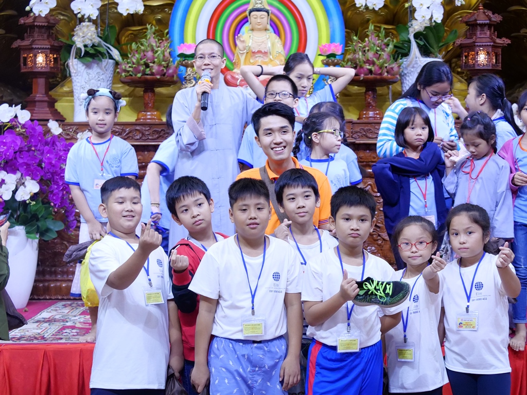 Chùa Giác Ngộ: Khoá tu “Búp Sen Từ Bi” - lần thứ 17 (23/06/2018)