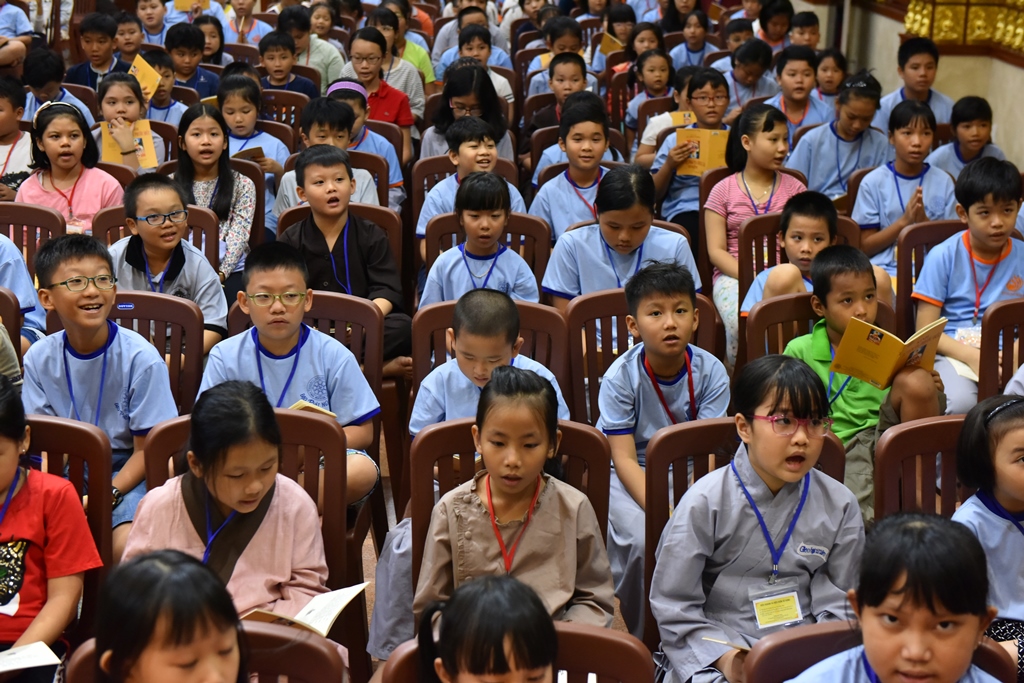 Chùa Giác Ngộ: Khoá tu “Búp Sen Từ Bi” - lần thứ 17 (23/06/2018)