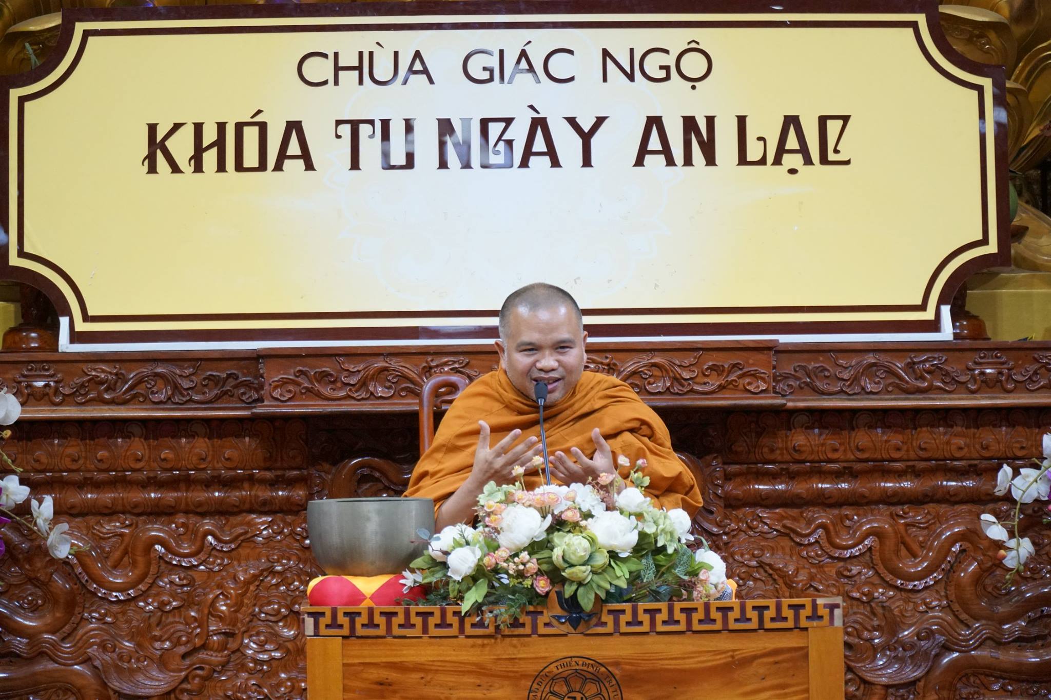 Chùa Giác Ngộ: Khóa tu ngày an lạc  ngày 22-07-2018 - ĐĐ Thích Giác Hoàng thuyết giảng đề tài : MƯỜI HẠNG NGƯỜI LÀM ĂN VÀ SỬ DỤNG TÀI SẢN