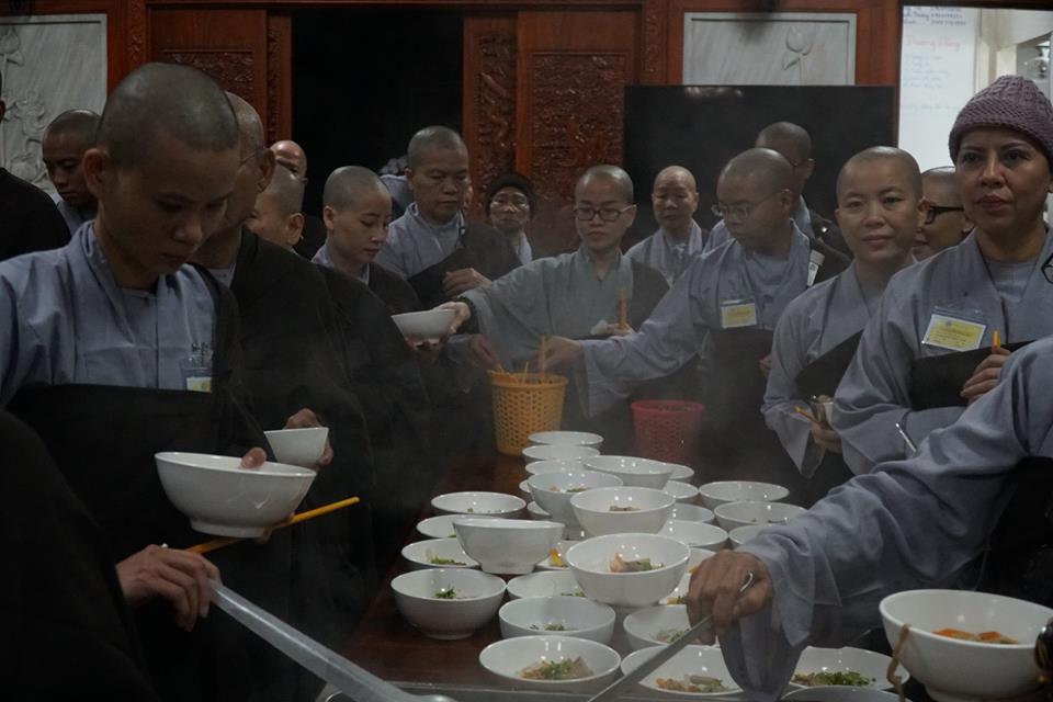 NGÀY TU THỨ 4 KHÓA TU XUẤT GIA GIEO DUYÊN 4