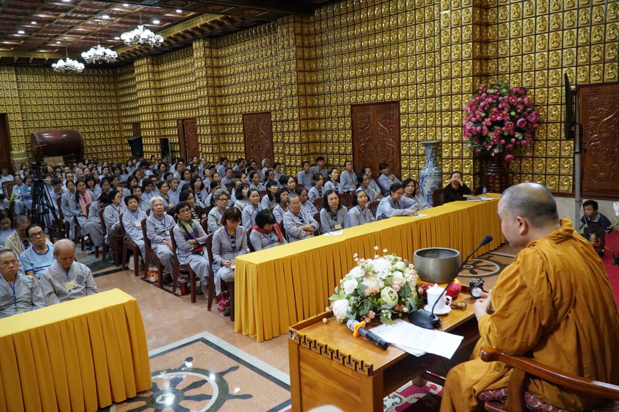 Chùa Giác Ngộ: Khóa tu ngày an lạc  ngày 22-07-2018 - ĐĐ Thích Giác Hoàng thuyết giảng đề tài : MƯỜI HẠNG NGƯỜI LÀM ĂN VÀ SỬ DỤNG TÀI SẢN