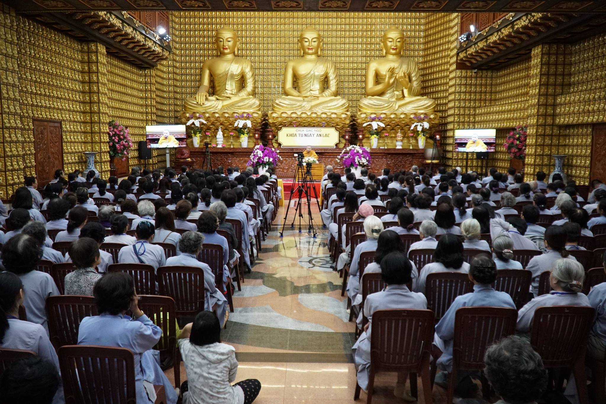Chùa Giác Ngộ: Khóa tu ngày an lạc  ngày 22-07-2018 - ĐĐ Thích Giác Hoàng thuyết giảng đề tài : MƯỜI HẠNG NGƯỜI LÀM ĂN VÀ SỬ DỤNG TÀI SẢN