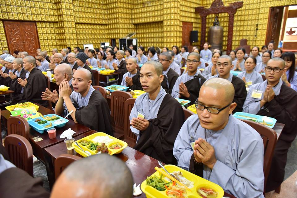 NGÀY TU THỨ 4 KHÓA TU XUẤT GIA GIEO DUYÊN 4