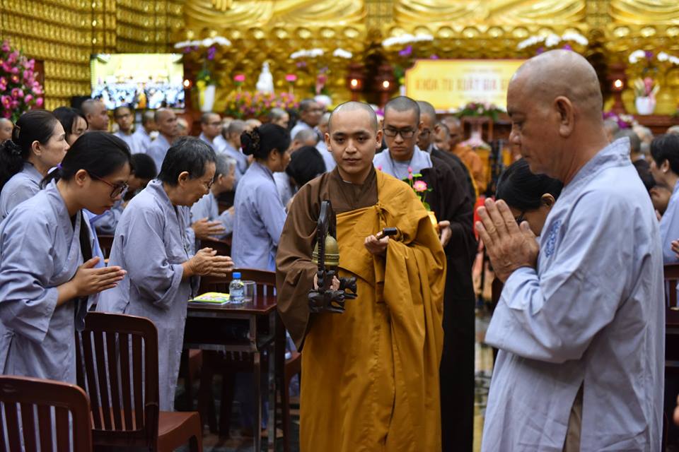 NGÀY TU HỌC CUỐI CÙNG &amp; LỄ BẾ MẠC KHÓA TU “XUẤT GIA GIEO DUYÊN” 4 DIỄN RA TỐT ĐẸP
