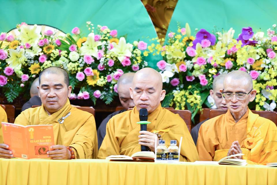 Đại lễ Vu Lan và cúng dường pháp y chùa Giác Ngộ (24-08-2018)